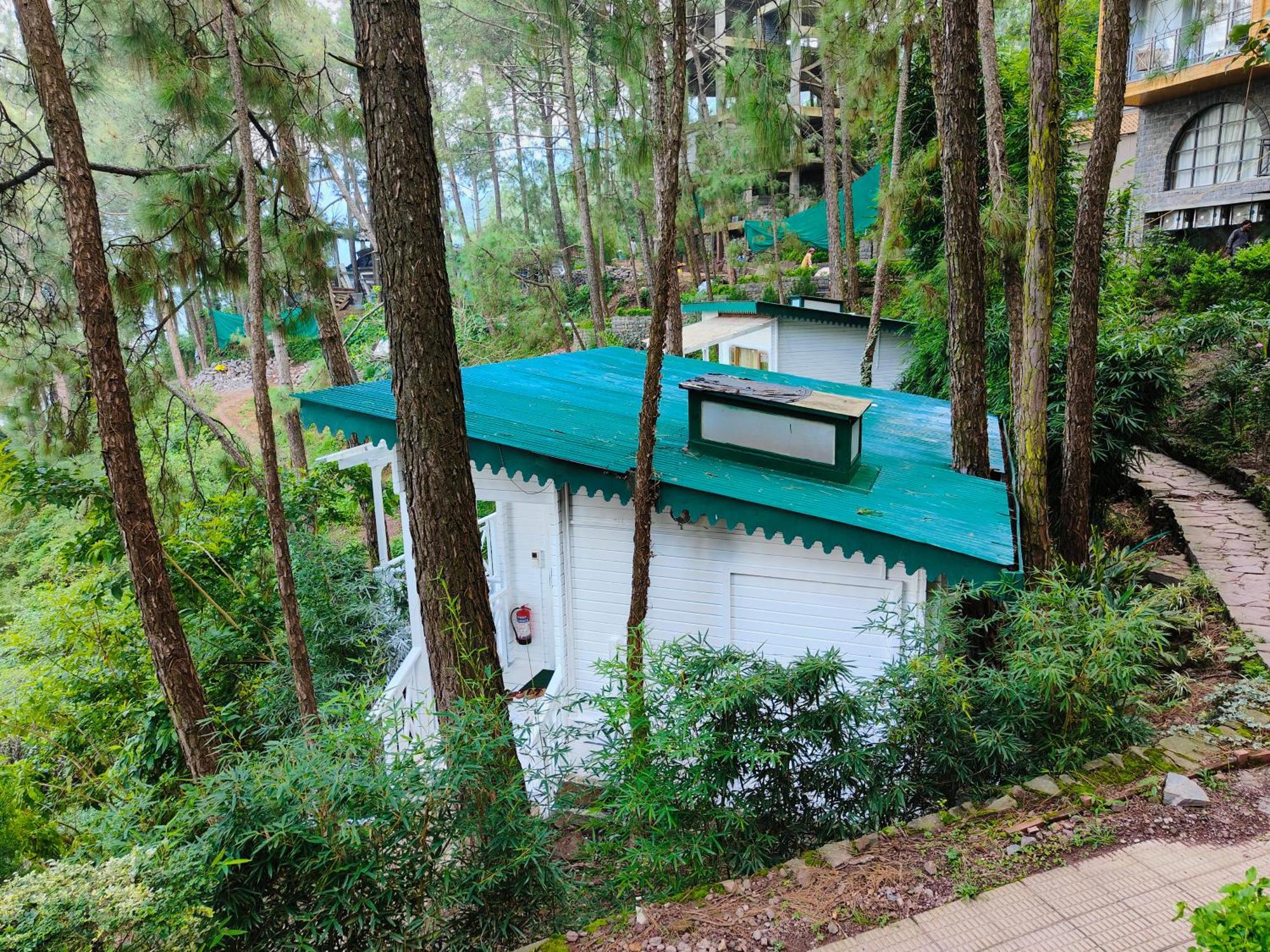 Kasauli Hills Resort Buitenkant foto